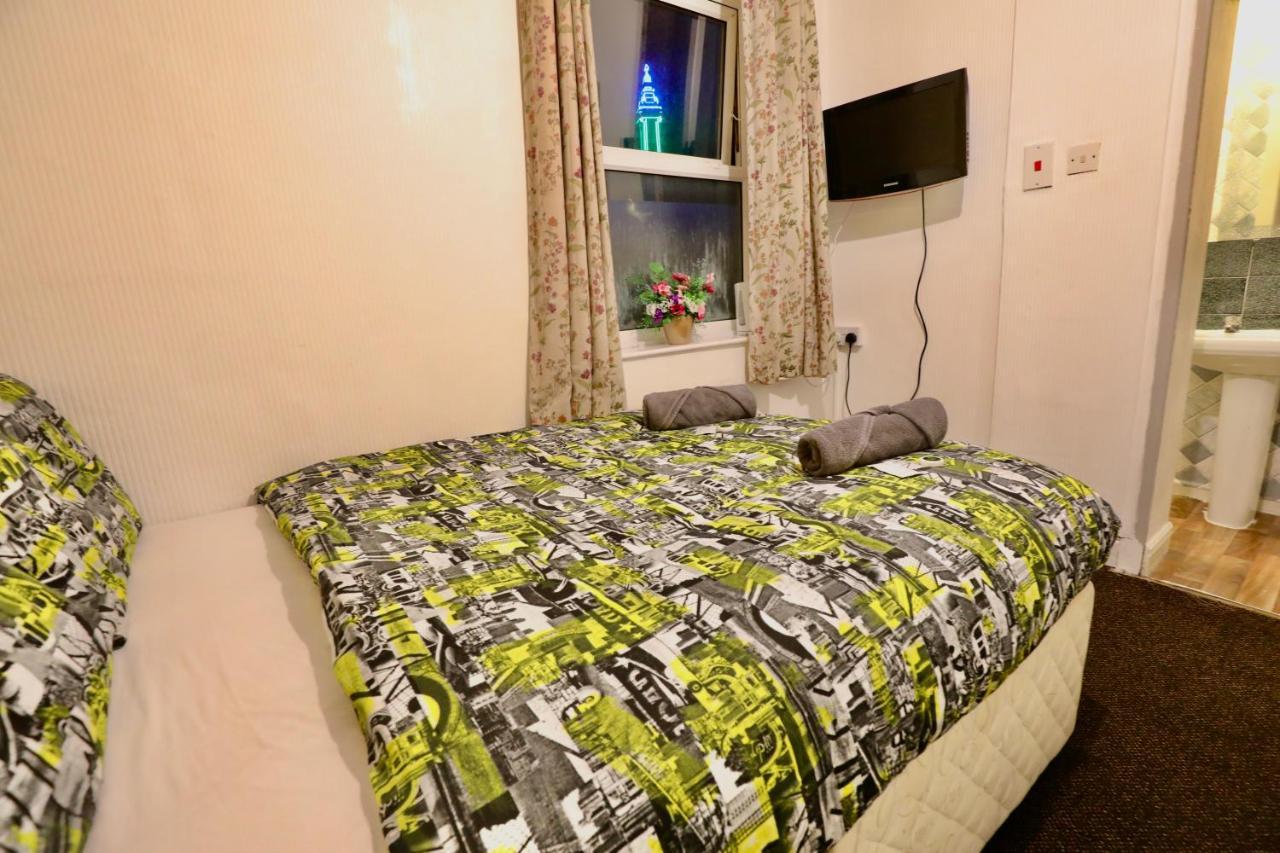 Bed & Breakfast Blackpool Central Hotel 2*