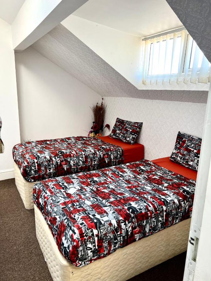 Blackpool Central Hotel Bed & Breakfast