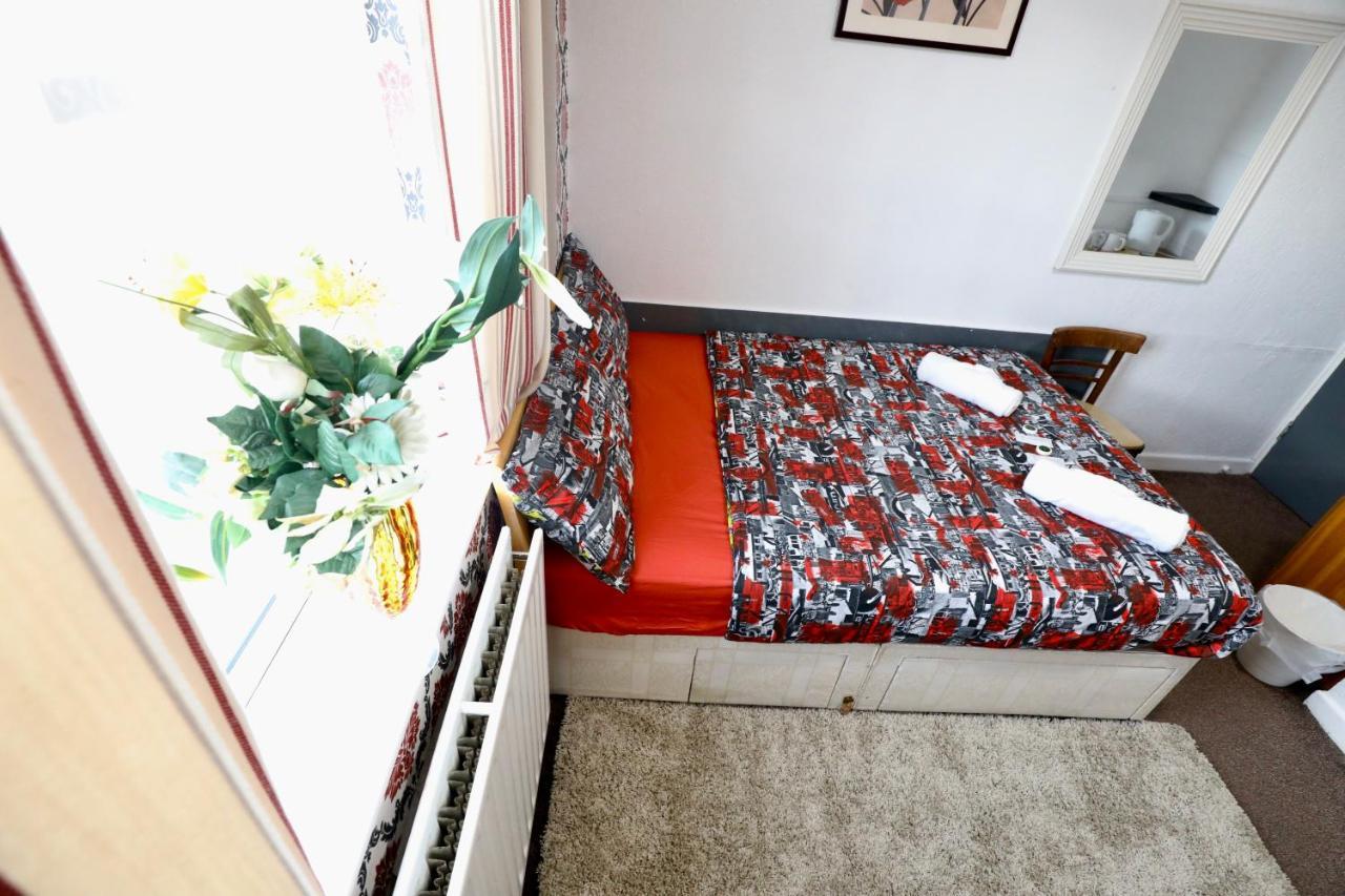 Bed & Breakfast Blackpool Central Hotel 2*