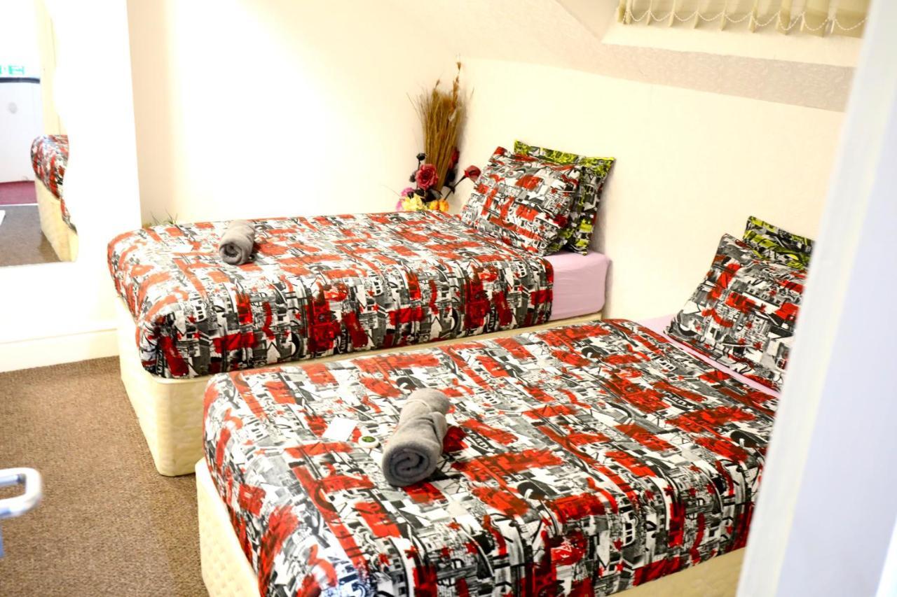Blackpool Central Hotel Bed & Breakfast 2*