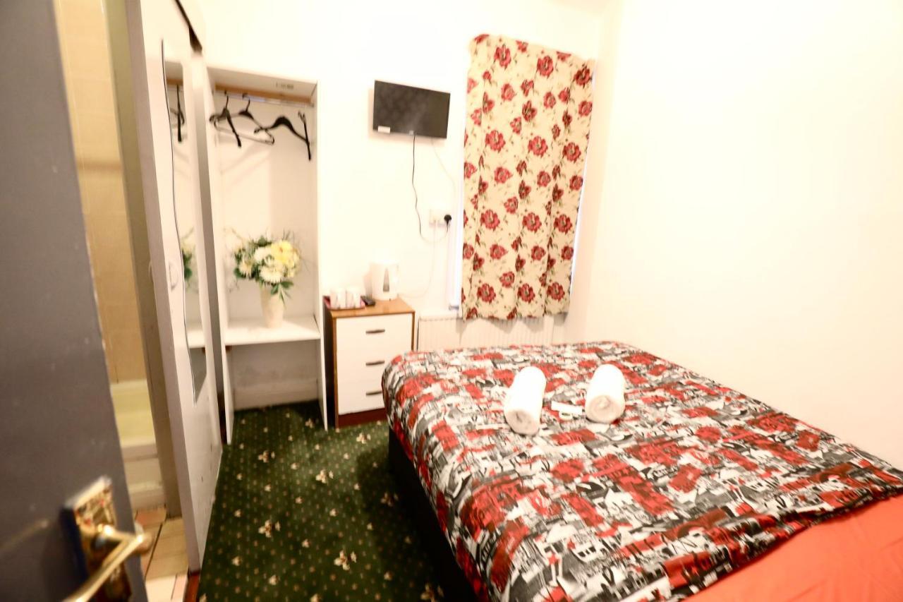 Blackpool Central Hotel Bed & Breakfast 2*