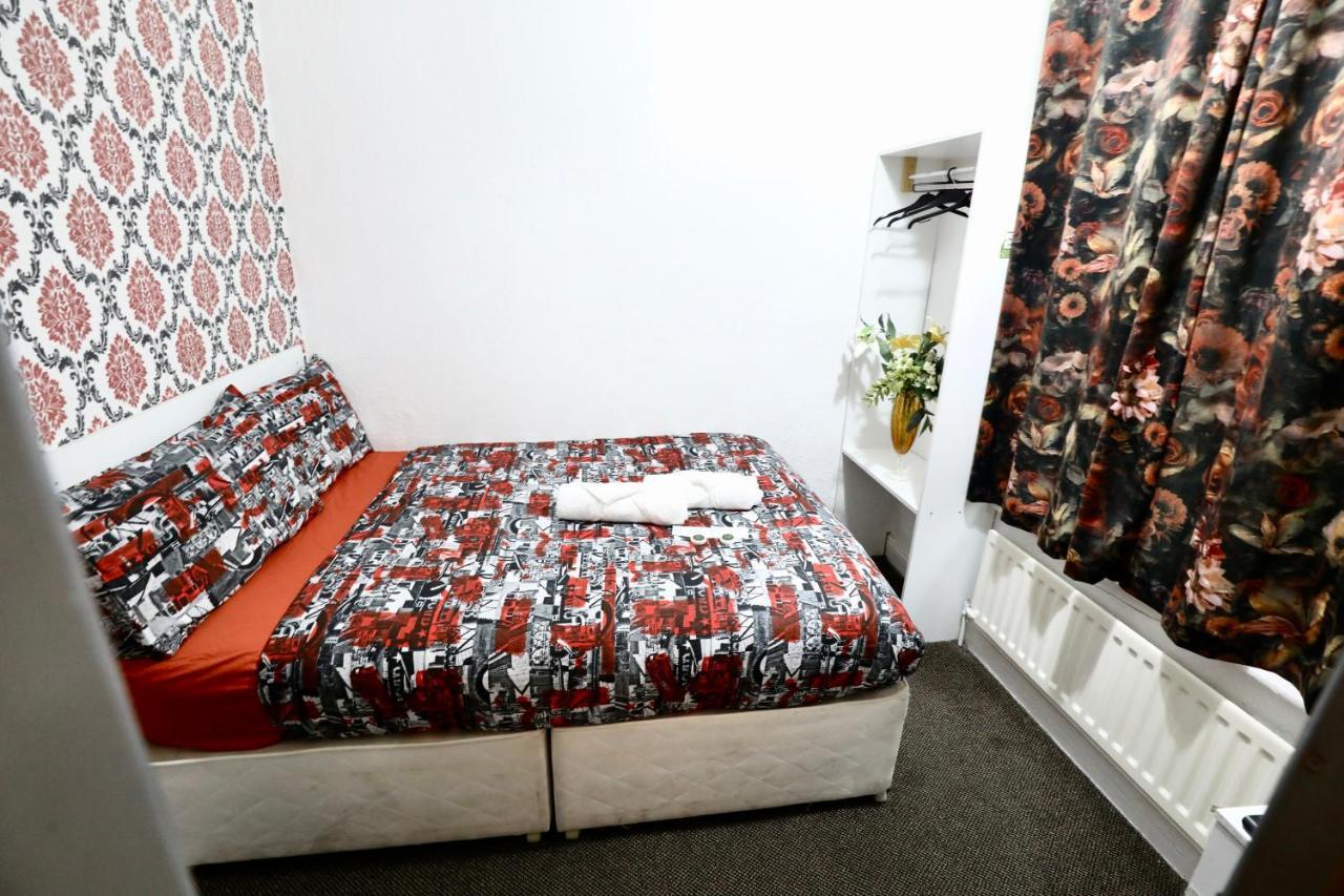Bed & Breakfast Blackpool Central Hotel 2*